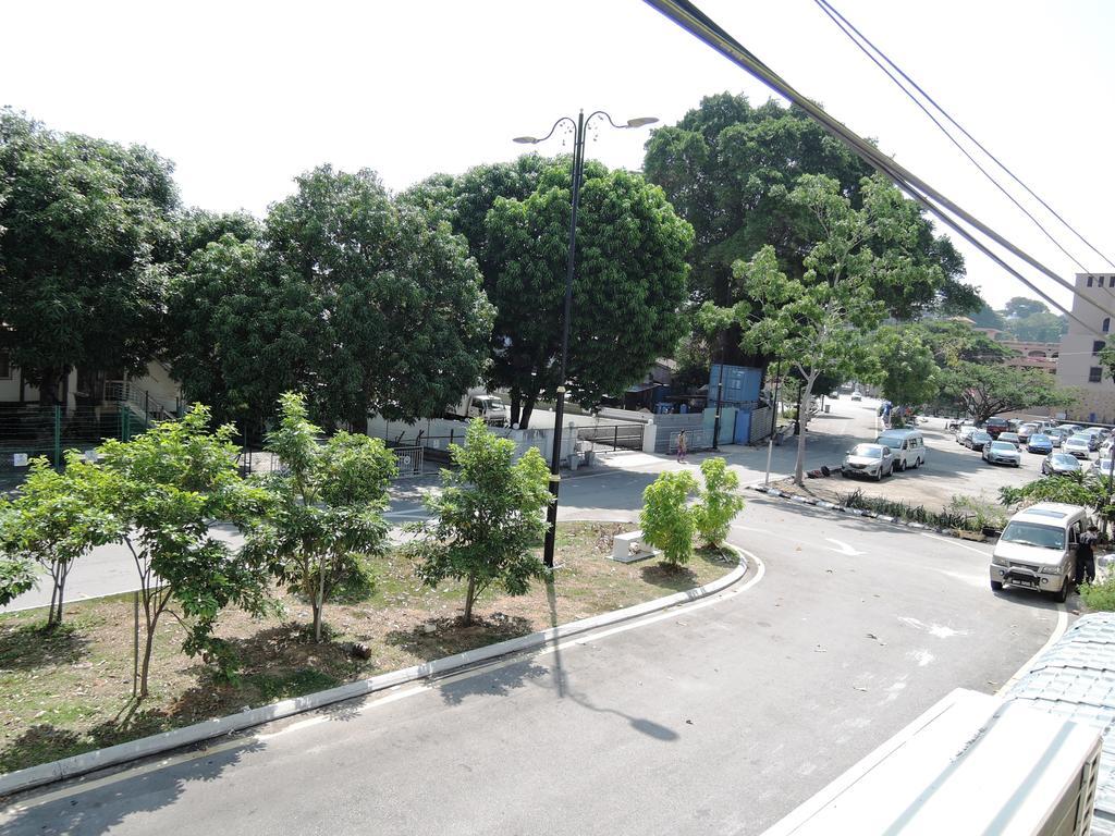 The Pillohouzzze Hotel Malacca Exterior photo